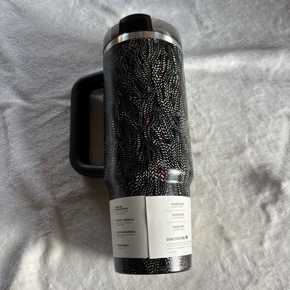 Stanley X CALIA 30 oz. Quencher H2.0 FlowState Tumbler NWT - Picture 2 of 9